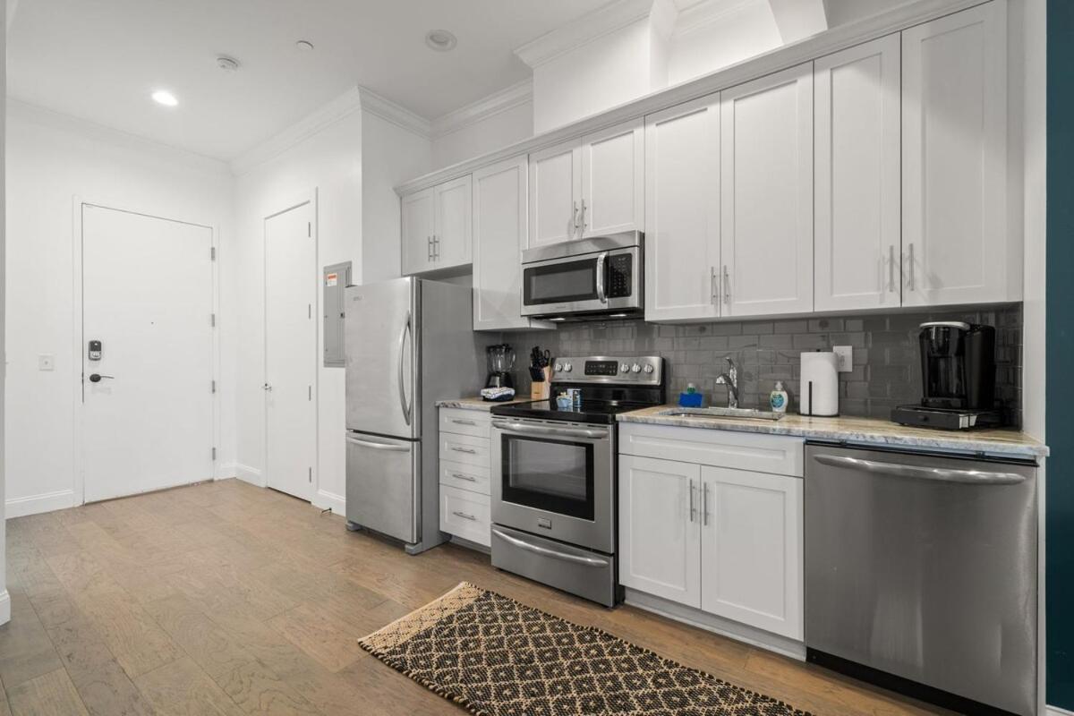 New! Sangria Suite - Upscale Ybor City Studio, Right On 7Th Ave 坦帕 外观 照片